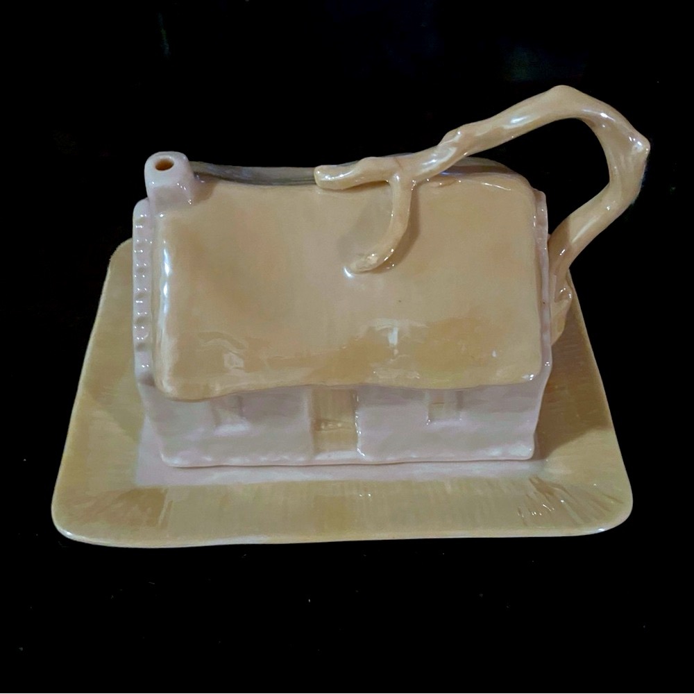 Vintage Belleek Irish Cottage Butter Dish 7th mark 1980